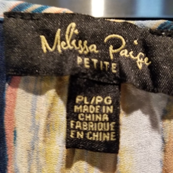 Pretty top - Picture 3 of 4